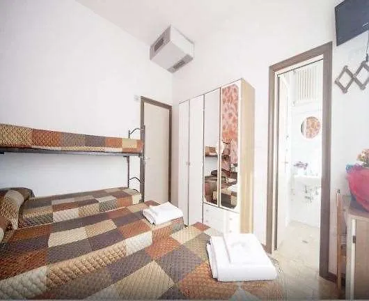 ***  Hotel Luna Rimini İtalya